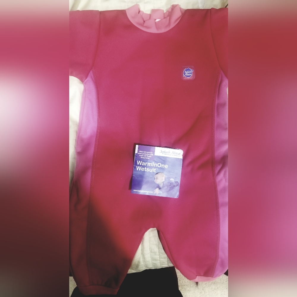 Swimwear splash about